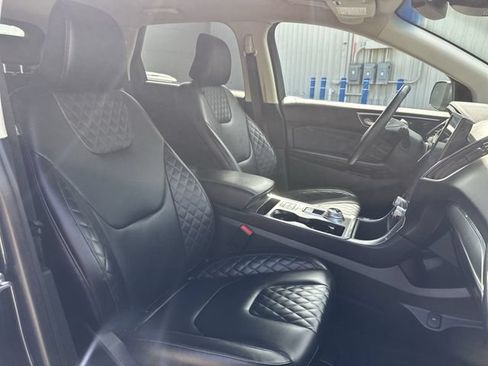 Used 2024 Ford Edge Titanium AWD/4WD image 26