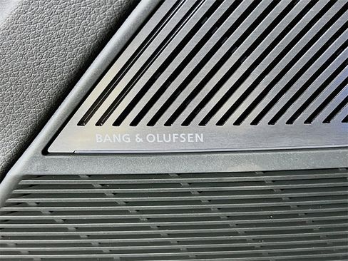 New 2026 Audi Q8 Prestige image 20