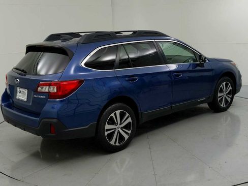 Used 2019 Subaru Outback 2.5i Limited AWD/4WD image 10