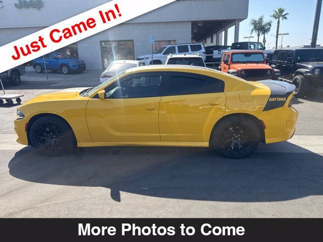 Used 2017 Dodge Charger R/T RWD image 2