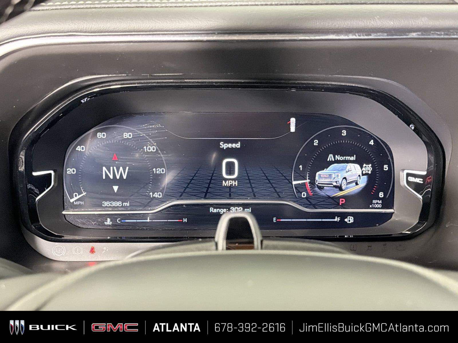Used 2024 GMC Yukon Denali Ultimate AWD/4WD image 29