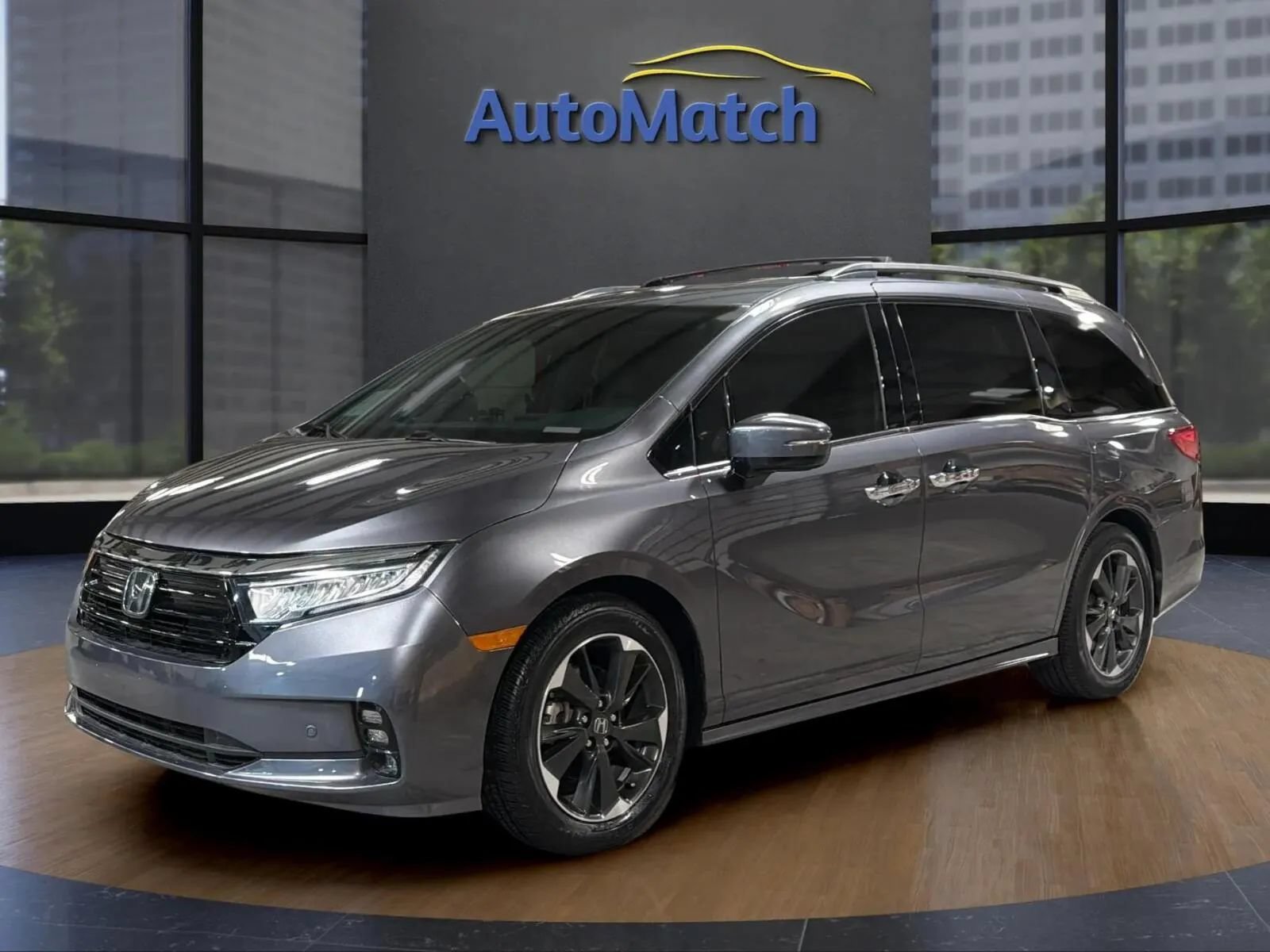 Used 2023 Honda Odyssey Elite image 3