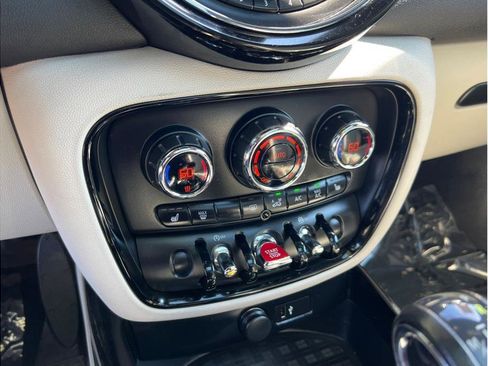 Used 2019 MINI Cooper Clubman S w/ Starlight Blue Edition image 10