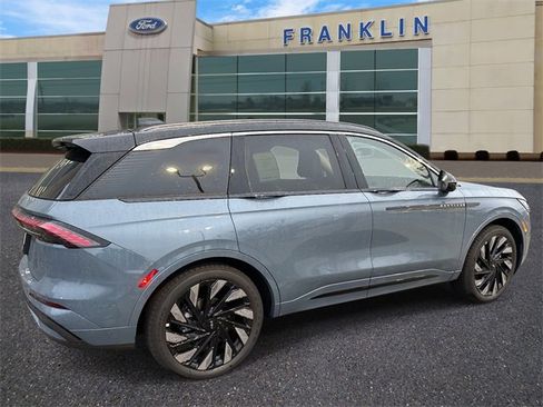 New 2026 Lincoln Nautilus Black Label w/ Jet Appearance Package image 8