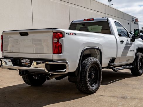 Used 2025 Chevrolet Silverado 2500 W/T w/ WT Convenience Package image 9