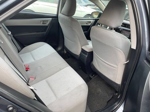 Used 2016 Toyota Corolla LE image 9