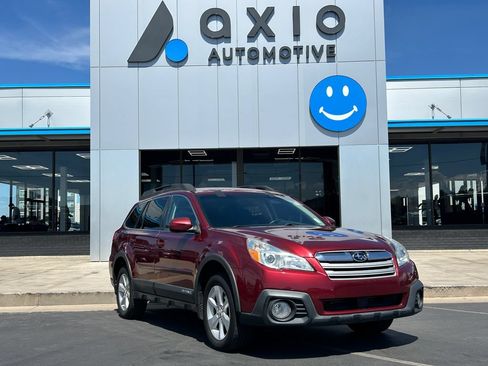 Used 2014 Subaru Outback 2.5i Premium w/ Accessory Value Package (OYZ) AWD/4WD image 1