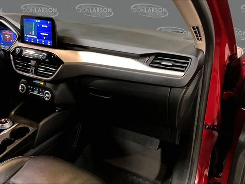 Used 2020 Ford Escape SE Sport image 29