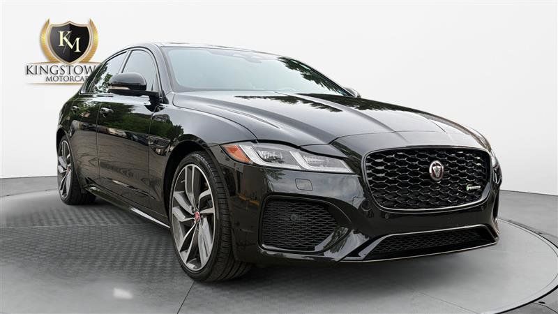 Used 2022 Jaguar XF R-Dynamic SE AWD/4WD image 7