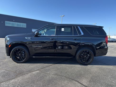 Used 2022 GMC Yukon SLE w/ Gmc Pro Safety Plus Package image 6