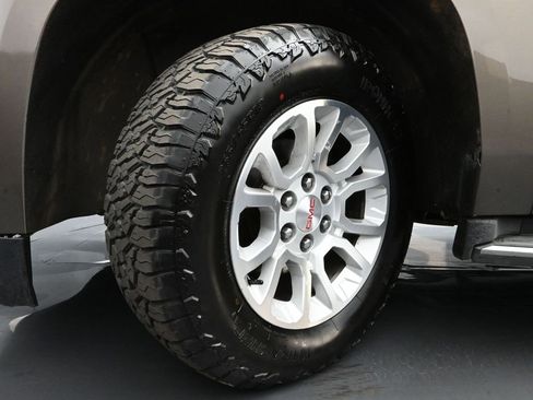 Used 2015 GMC Yukon SLT w/ Open Road Package image 44