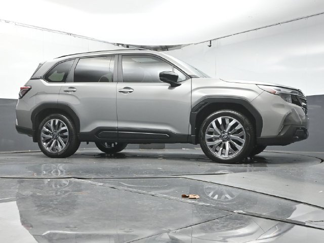 Certified 2025 Subaru Forester Touring w/ Popular Package - Touring AWD/4WD image 33