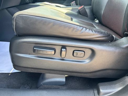 Used 2023 Honda Ridgeline Black Edition image 11