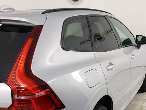 Used 2025 Volvo XC60 B5 Plus AWD/4WD image 43