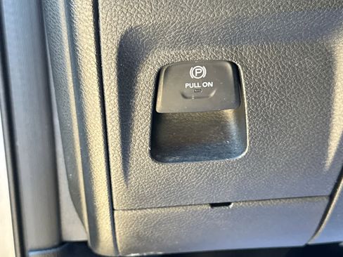 Used 2022 RAM 1500 Big Horn image 22