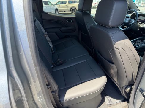 Used 2024 GMC Canyon Elevation w/ Elevation Premium Package RWD image 21