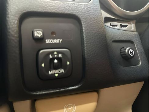 Used 2002 Lexus SC 430 Convertible RWD image 21