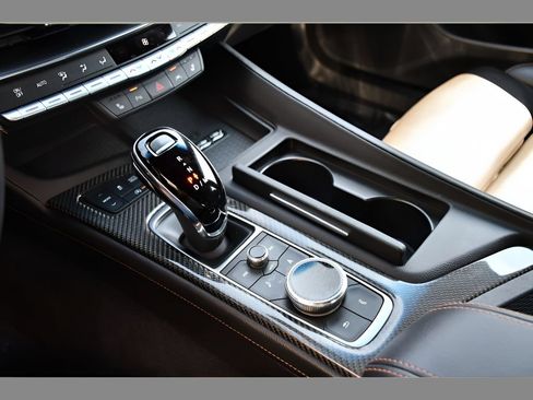 Certified 2024 Cadillac CT5 Sport RWD image 36