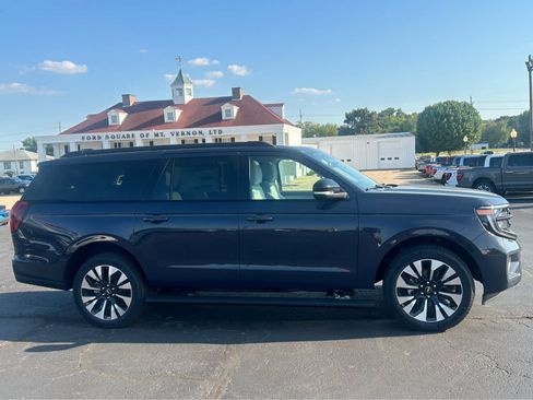 New 2027 Ford Expedition Max Platinum AWD/4WD image 3