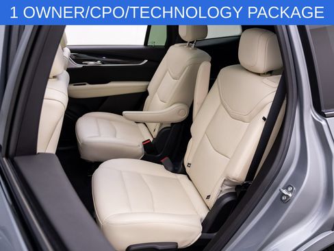 Certified 2024 Cadillac XT6 Sport w/ Technology Package AWD/4WD image 17