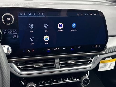 New 2026 Chevrolet Equinox EV LT FWD image 18