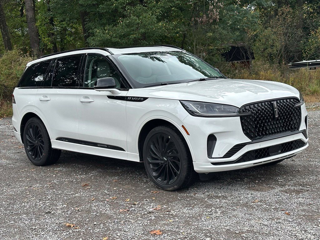 New 2027 Lincoln Aviator Reserve AWD/4WD image 30
