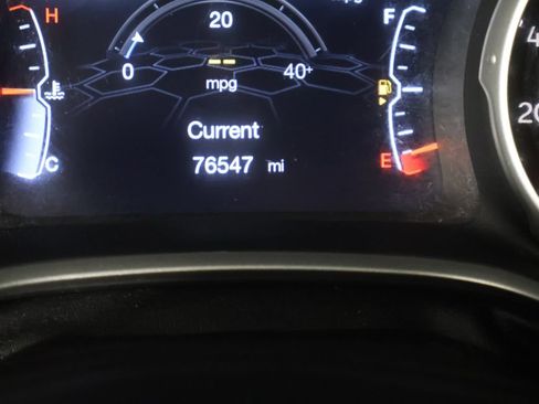 Used 2019 Jeep Compass Limited AWD/4WD image 34