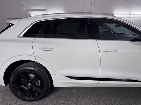 Used 2019 Audi e-tron Premium Plus w/ Cold Weather Package AWD/4WD image 9