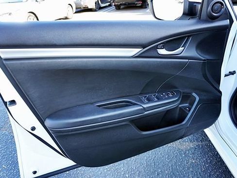 Used 2019 Honda Civic Sport image 21