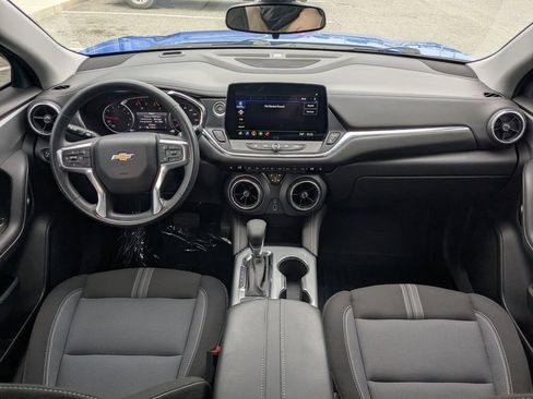Used 2025 Chevrolet Blazer LT w/ Midnight/Sport Edition FWD image 14
