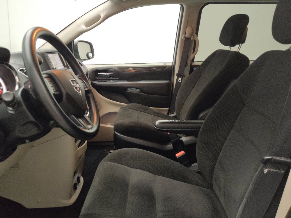 Used 2017 Dodge Grand Caravan SE w/ Power Window Group FWD image 17