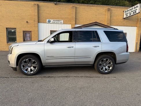 Used 2015 GMC Yukon Denali w/ Premium Package image 2