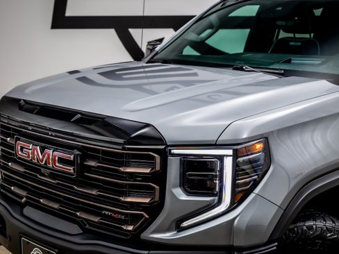 Used 2023 GMC Sierra 1500 AT4X w/ AT4X AEV Edition AWD/4WD image 23