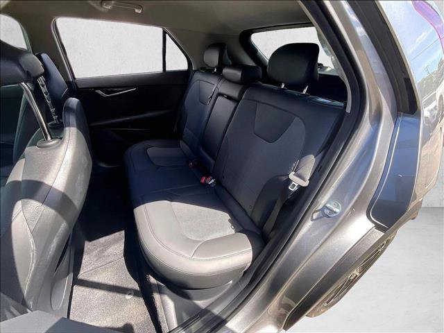 Used 2023 Kia Niro EX FWD image 27