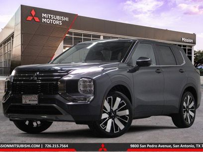 New 2025 Mitsubishi Outlander SE