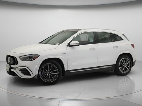 Certified 2026 Mercedes-Benz GLA 35 AMG 4MATIC image 3