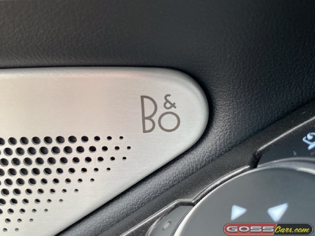 Used 2025 Ford Explorer ST AWD/4WD image 26