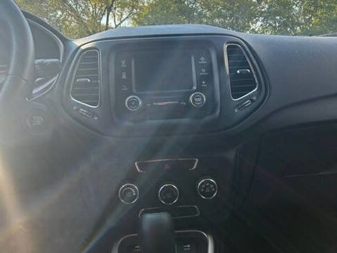 Used 2017 Jeep Compass Sport image 35