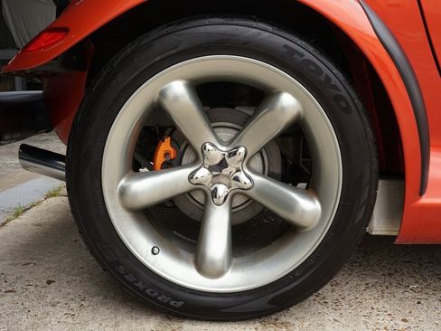 Used 2001 Plymouth Prowler image 25