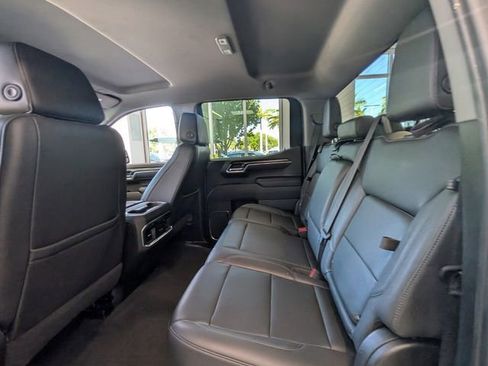 Certified 2023 Chevrolet Silverado 1500 LTZ RWD image 8