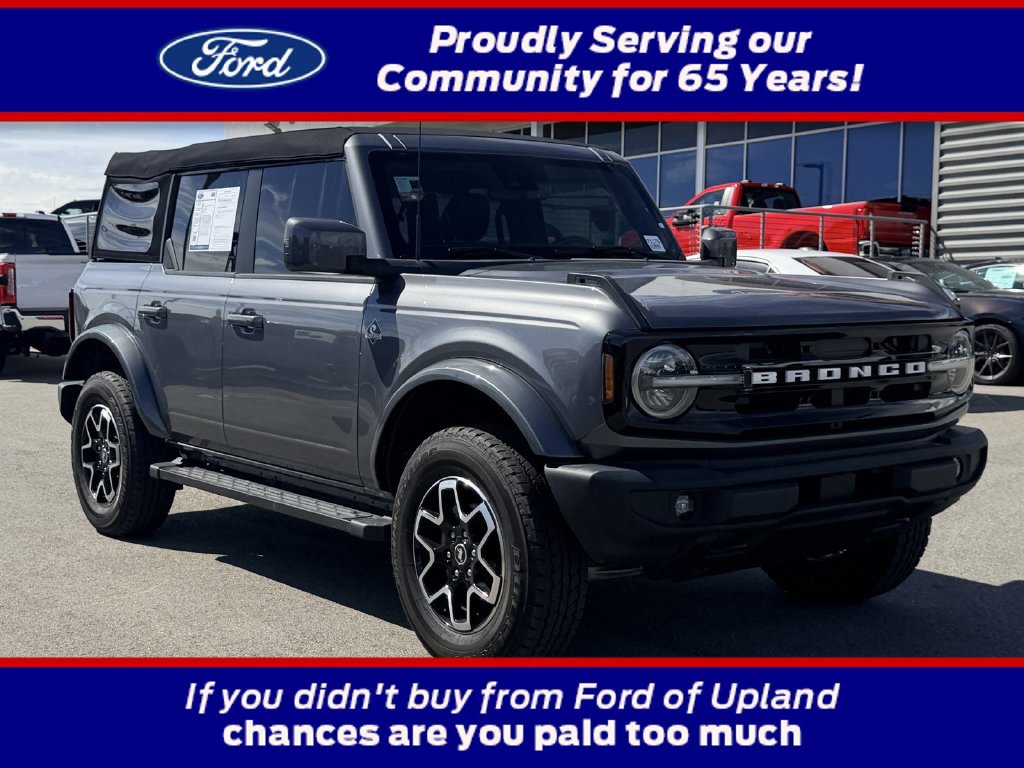 Used 2023 Ford Bronco Outer Banks AWD/4WD image 1