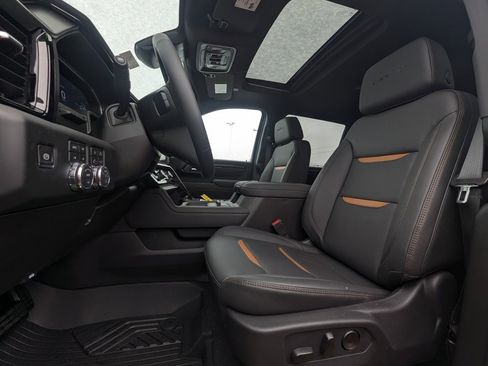 New 2026 GMC Sierra 2500 AT4 w/ AT4 Premium Plus Package image 15