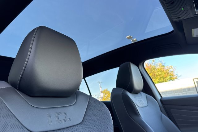 Used 2023 Volkswagen ID.4 Pro S RWD image 19