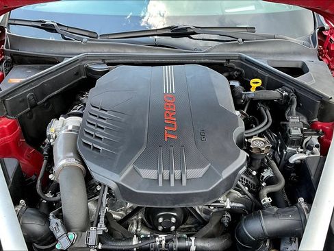 Used 2018 Kia Stinger GT2 RWD image 30