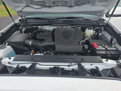 Used 2023 Toyota Tacoma TRD Sport image 22