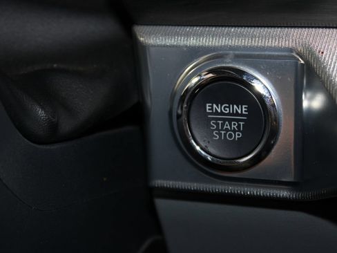 Used 2025 Ford F150 Lariat w/ Equipment Group 501A Mid AWD/4WD image 53