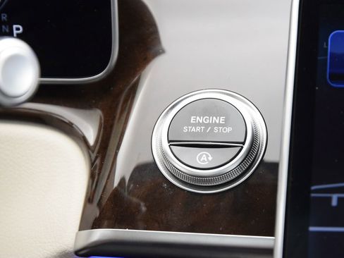 Used 2026 Mercedes-Benz S 580 4MATIC Sedan image 32