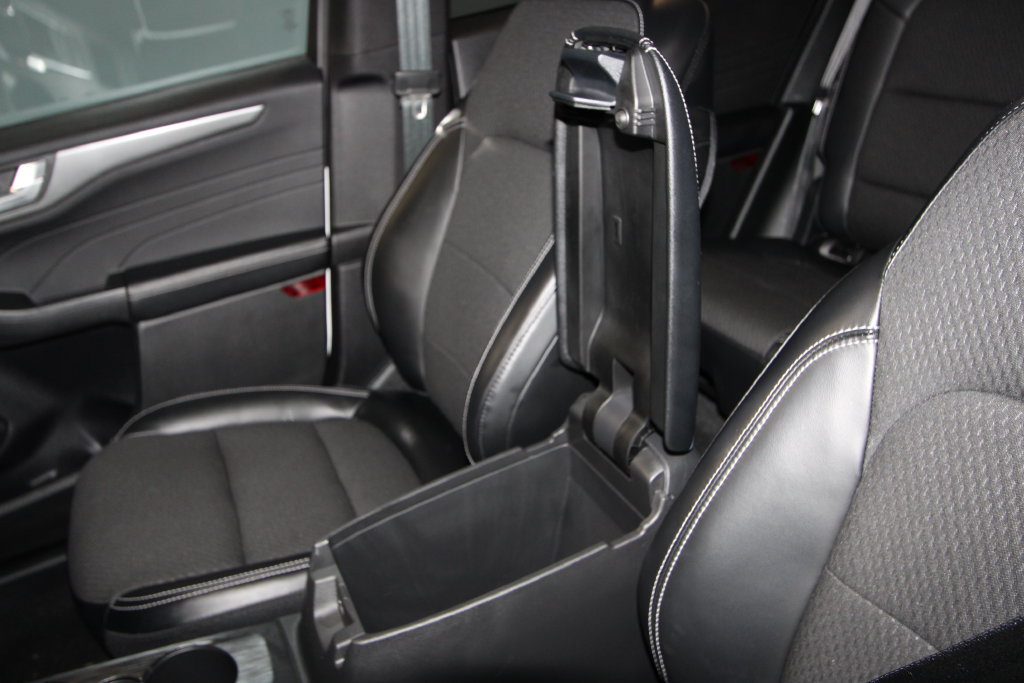 Used 2024 Ford Escape SE FWD image 18