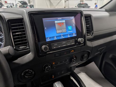 Used 2023 Nissan Frontier SV w/ Midnight Edition Package AWD/4WD image 26