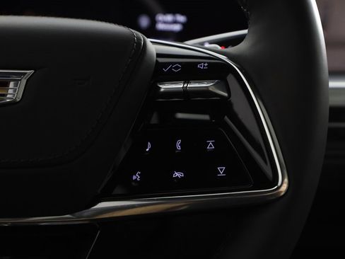 Used 2025 Cadillac Escalade V w/ LPO, ONYX Package image 22